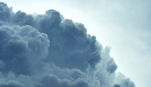 【英語フレーズ】台風の言い方（typhoon）